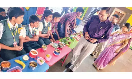 Students told to avoid junk food