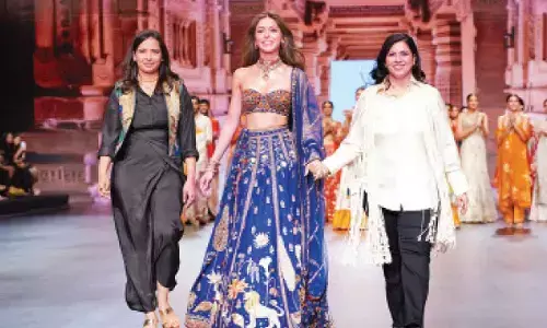 From the heart of Hyderabad to the runways of Mumbai: Vaishali Agarwal debuts ‘Baakul’