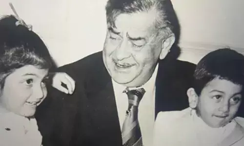 Riddhima Kapoor drops throwback pic with brother Ranbir & dadaji Raj Kapoor on Sibling Day