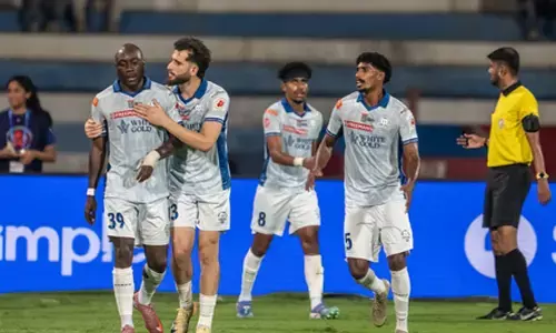 ISL 2025-26: Feuillassier strike completes Kerala Blasters’ comeback win over 10-man Bengaluru