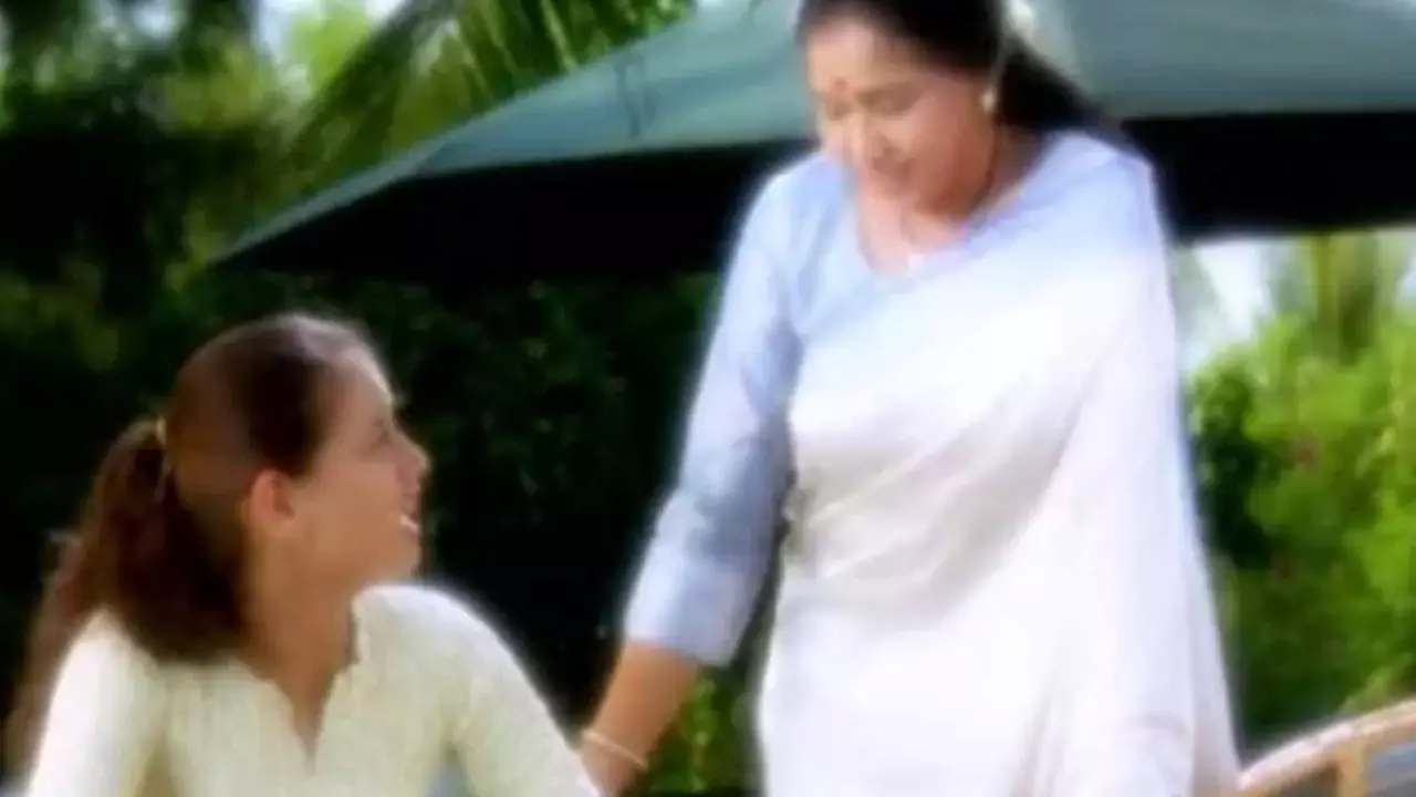 Dia Mirza recalls spending 4 days with Asha Bhosle in Paris while working on Na Marte Hum from Aap Ki Asha Dia Mirza recalls spending 4 days with Asha Bhosle in Paris while working on Na Marte Hum from Aap Ki Asha