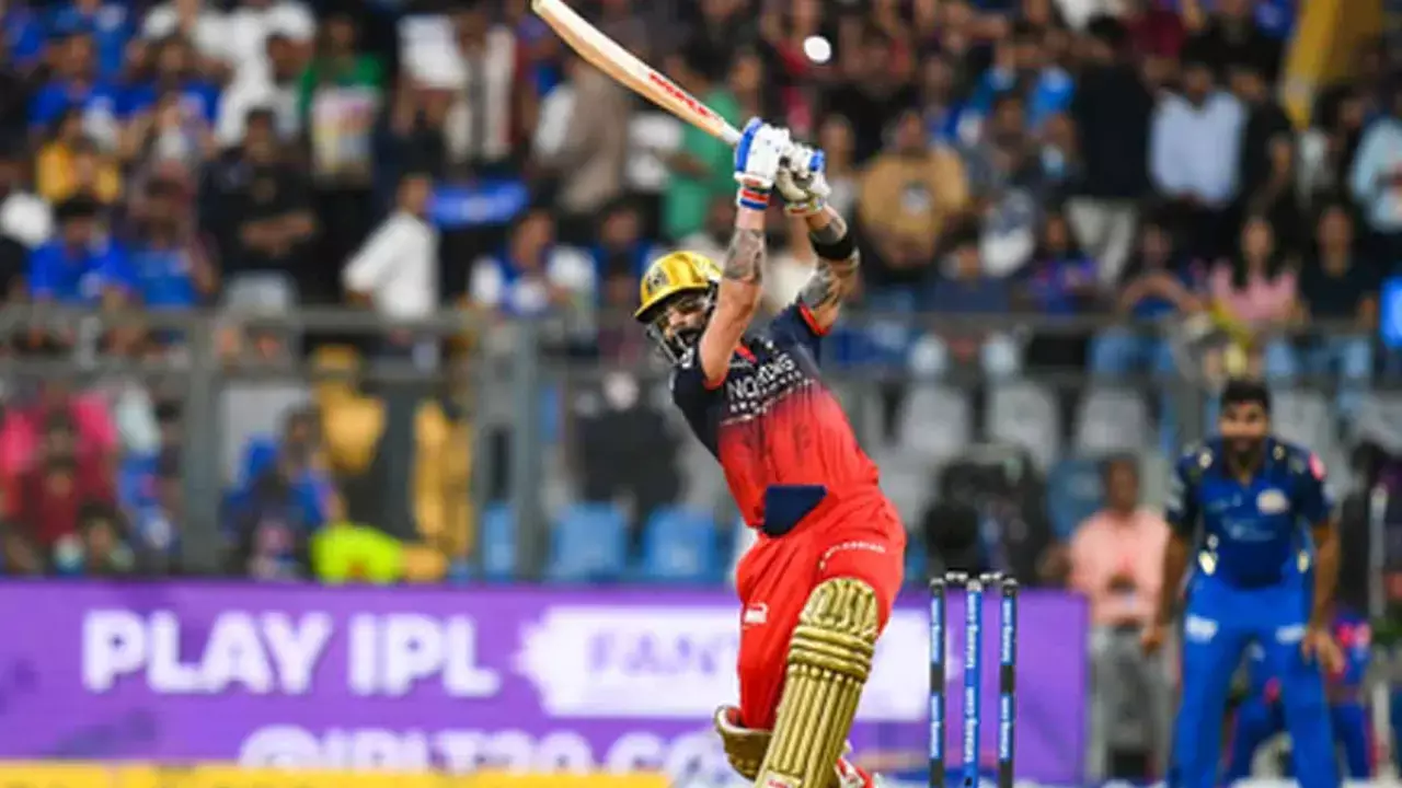 Kohli, Rohit are striking at 152, feels like theyre driving a Ferrari: Aakash Chopra Kohli, Rohit are striking at 152, feels like theyre driving a Ferrari: Aakash Chopra