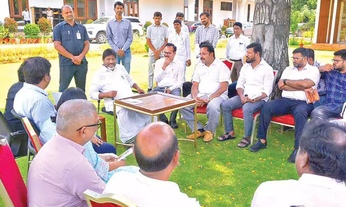 No DISCOM privatisation, assures Bhatti to employees No DISCOM privatisation, assures Bhatti to employees