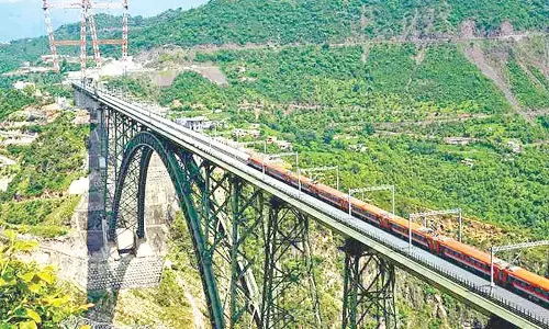 Sec’bad-Vizag turns 3rd high-demand route for Vande Bharat Exp in country
