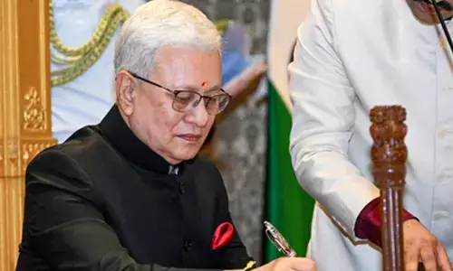 Maha Guv calls for better national rankings of universities​