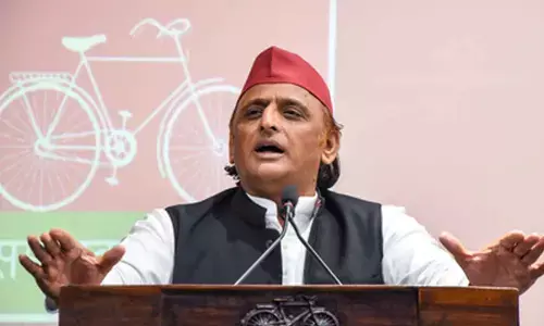 Akhilesh Yadav blames BJPs one-sided policies for violent Noida protest