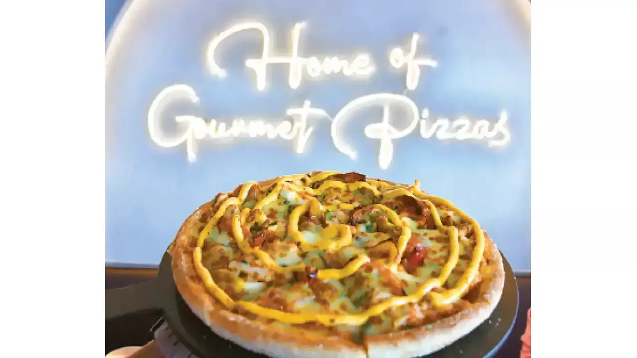 Tossin Pizza opens 2nd outlet in Hyderabad