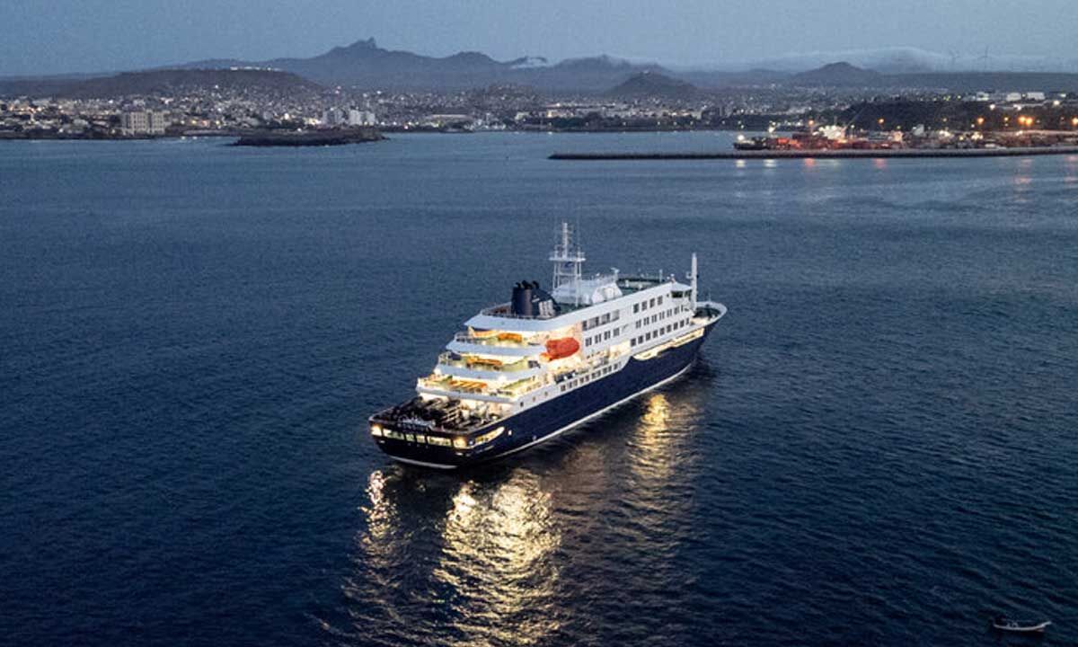 French Passenger Shows Hantavirus Symptoms After Evacuation From Virus-Hit Cruise Ship