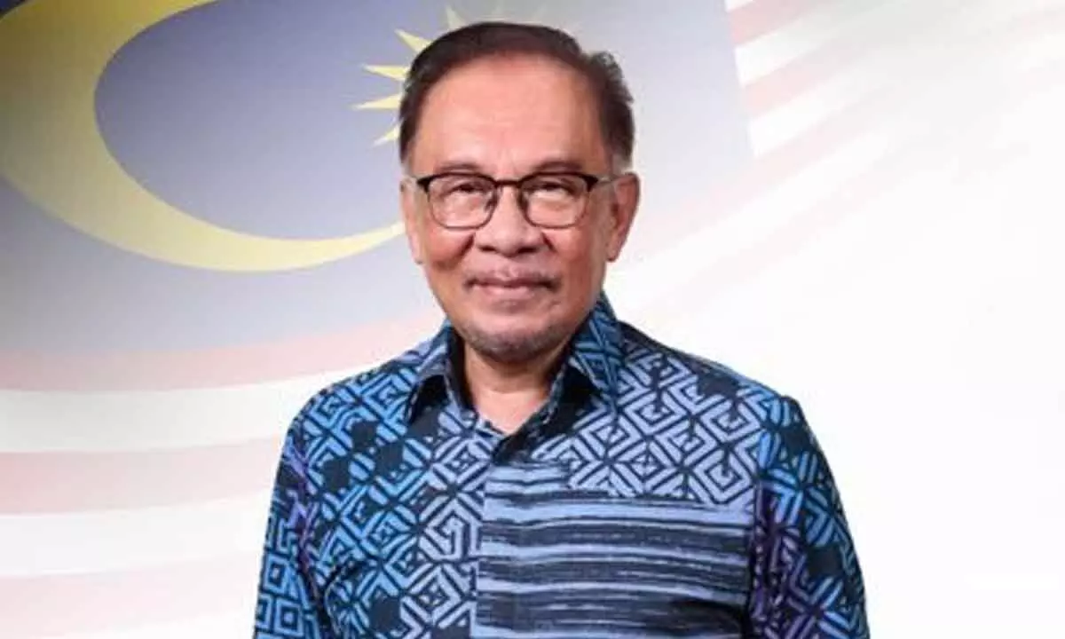"Malaysian Anwar Ibrahim Congratulates Vijay on TN CM Victory, Sets New India-Malaysia Relations Tone"