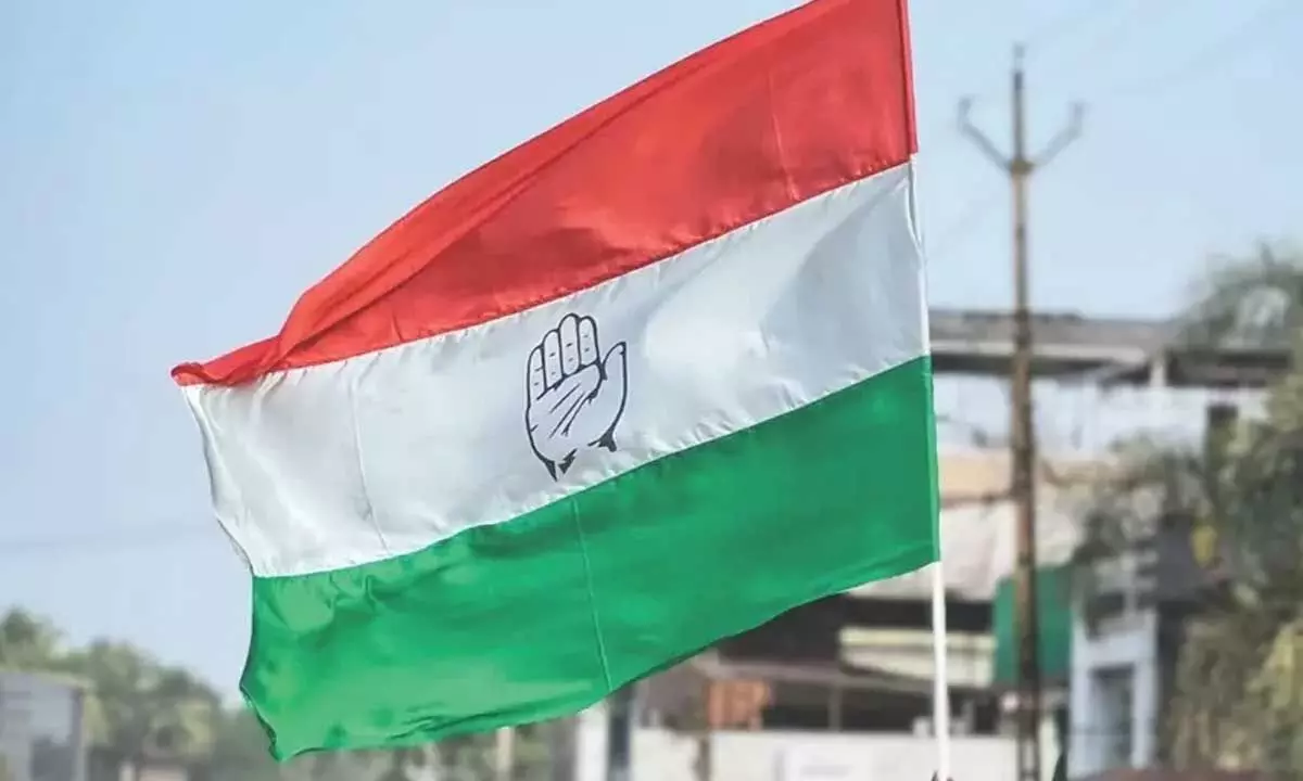 Kerala CM Deadlock Deepens As Posters Target Rahul Gandhi Amid Congress Power Struggle