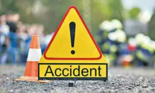Two Andhra Pradesh Residents Killed in Uttar Pradesh Bus Crash