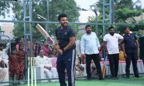 Civil Aviation Minister exhorts people to stay fit