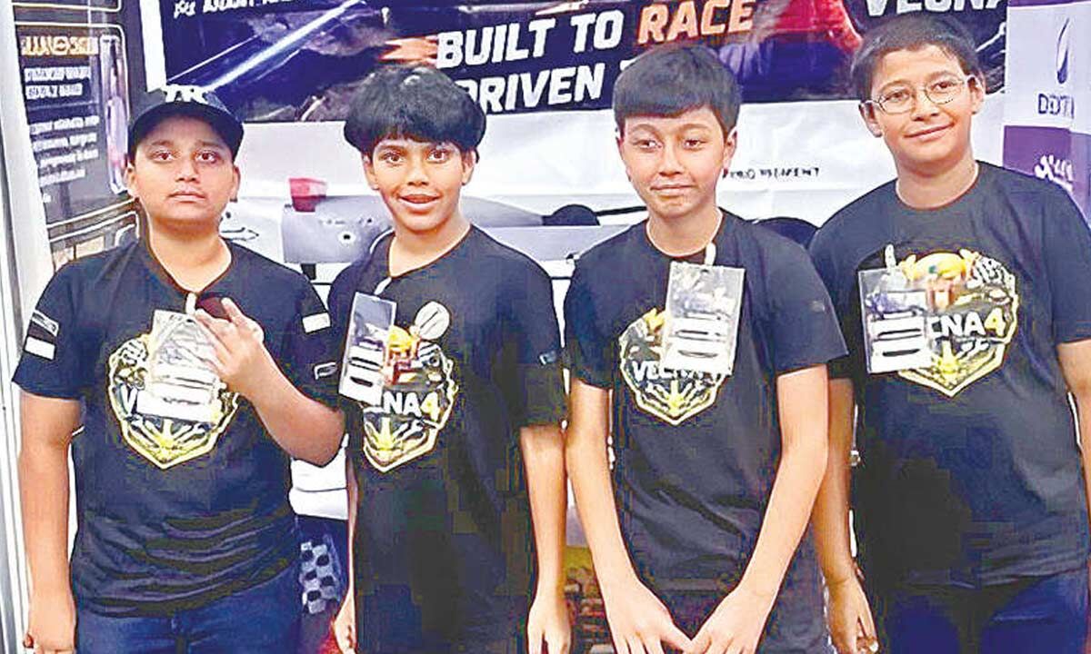 Students reach national finals of F1 STEM racing competition