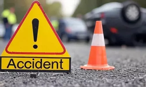 Image 26: Engineering student dies in Tolichowki road mishap
