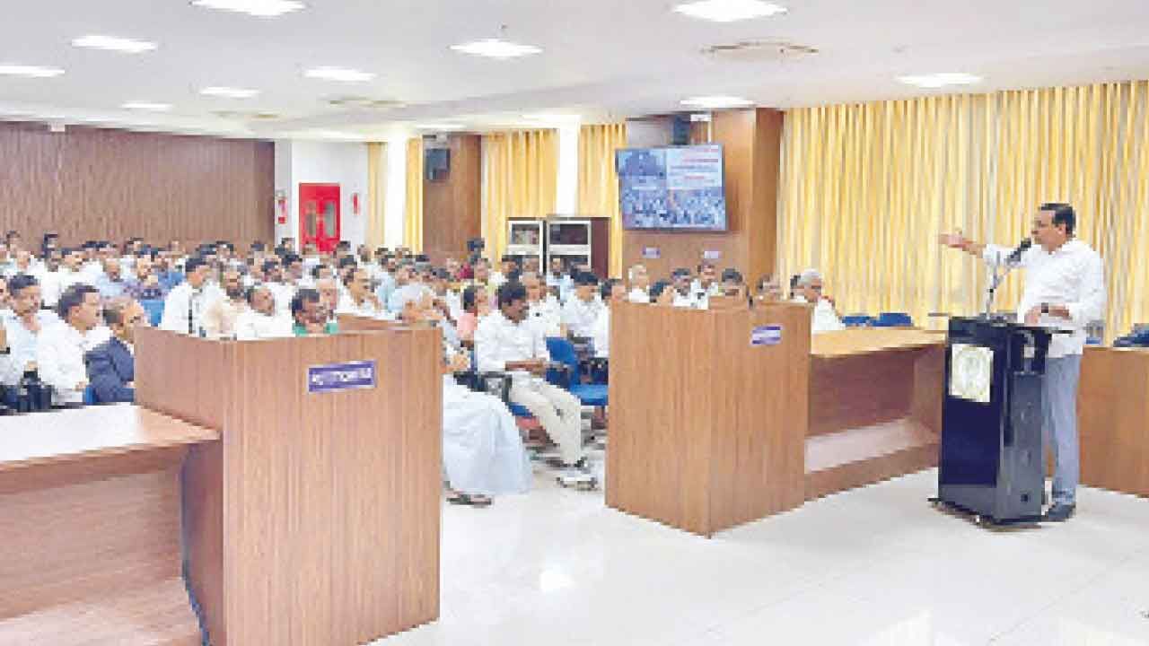 Rythu DISCOM to strengthen power supply to farmers: Chamala