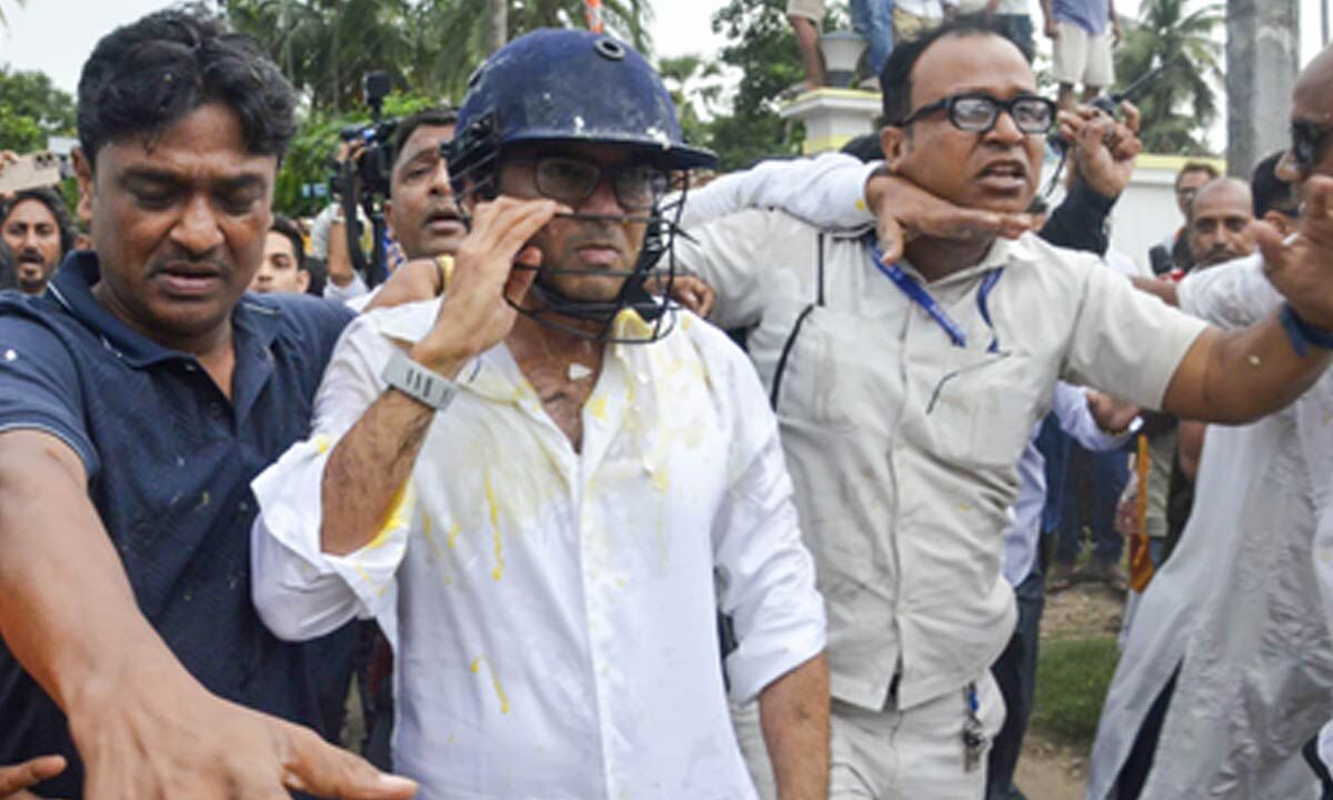 Abhishek Banerjee taken to hospital in Kolkata after attack in Bengal's Sonarpur