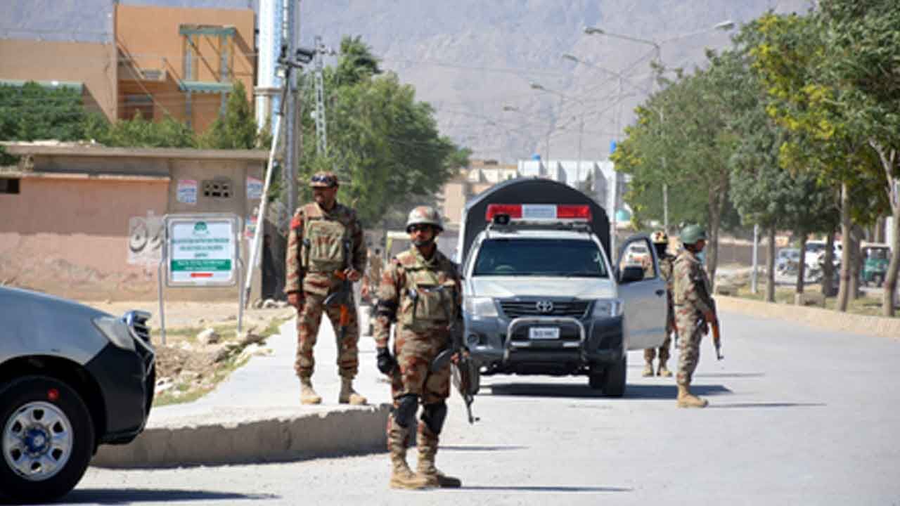 Balochistan residents face food, essential supply shortage due to curfew imposed by Pakistani forces