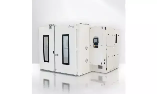 From Automotive to Aerospace: How Environmental Chambers Improve Product Reliability
