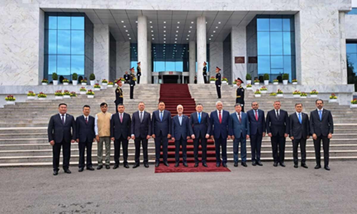 MoS Nityanand Rai calls on Kyrgyzstan President Sadyr Zhaparov in Bishkek