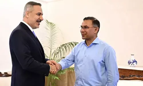 Dhaka: Turkish FM calls on Bangladesh PM, meets leaders of radical Islamist party