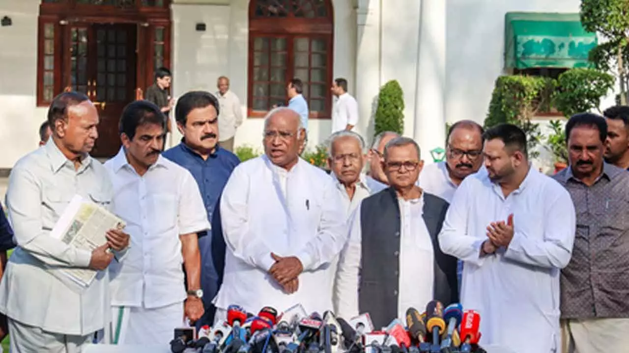 Bumpy ride for INDIA bloc: DMK to skip meet, JMM and CPI-M miffed with ...