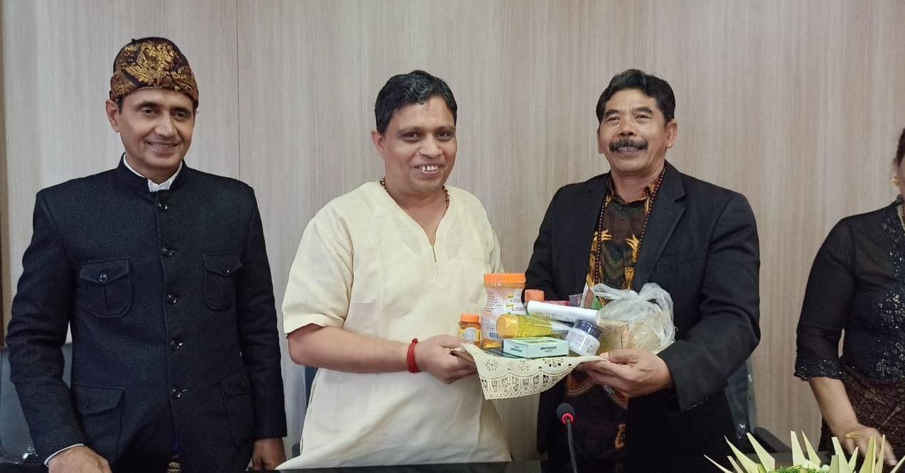 Patanjali University And Indonesia's Only Hindu University UHN Sign Historic MoU In Bali