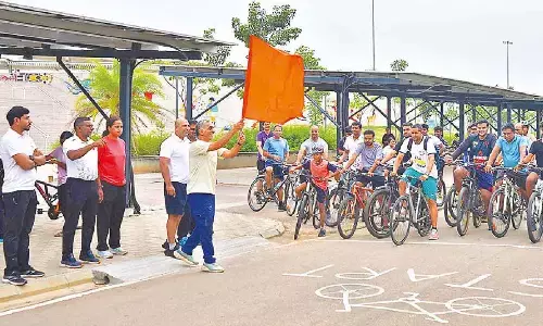 IIT Hyderabad celebrates world bicycle day with campus rally