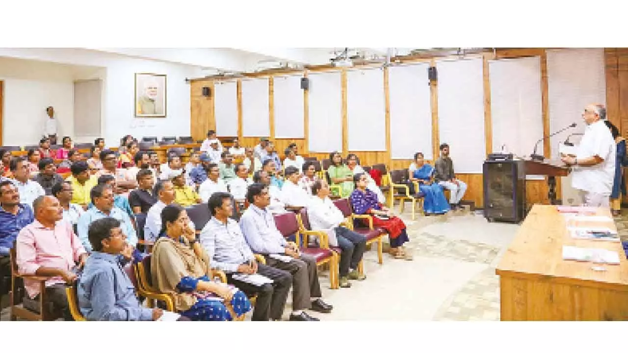 EFLU launches two-week training programme for teachers of tribal welfare institutions EFLU launches two-week training programme for teachers of tribal welfare institutions
