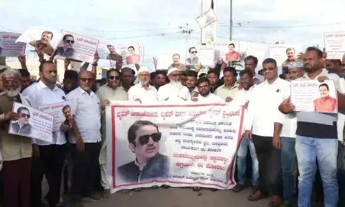 Ministerial berth row intensifies in Davanagere; supporters rally behind Zameer Ahmed