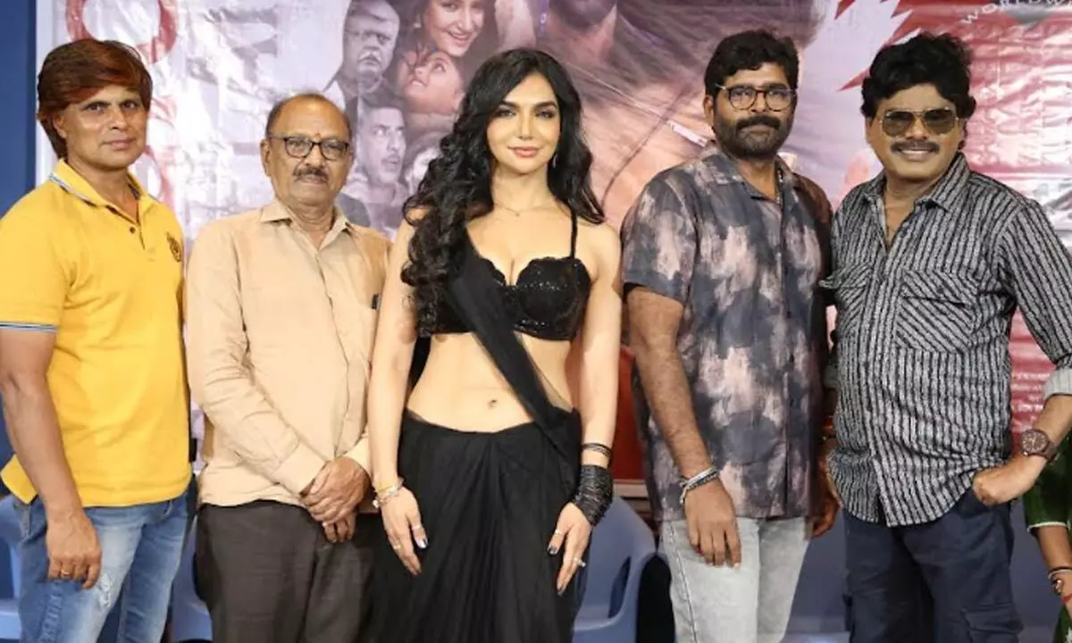 ‘Police Complaint’ team alleges lack of promotional support from Varalaxmi Sarathkumar ‘Police Complaint’ team alleges lack of promotional support from Varalaxmi Sarathkumar