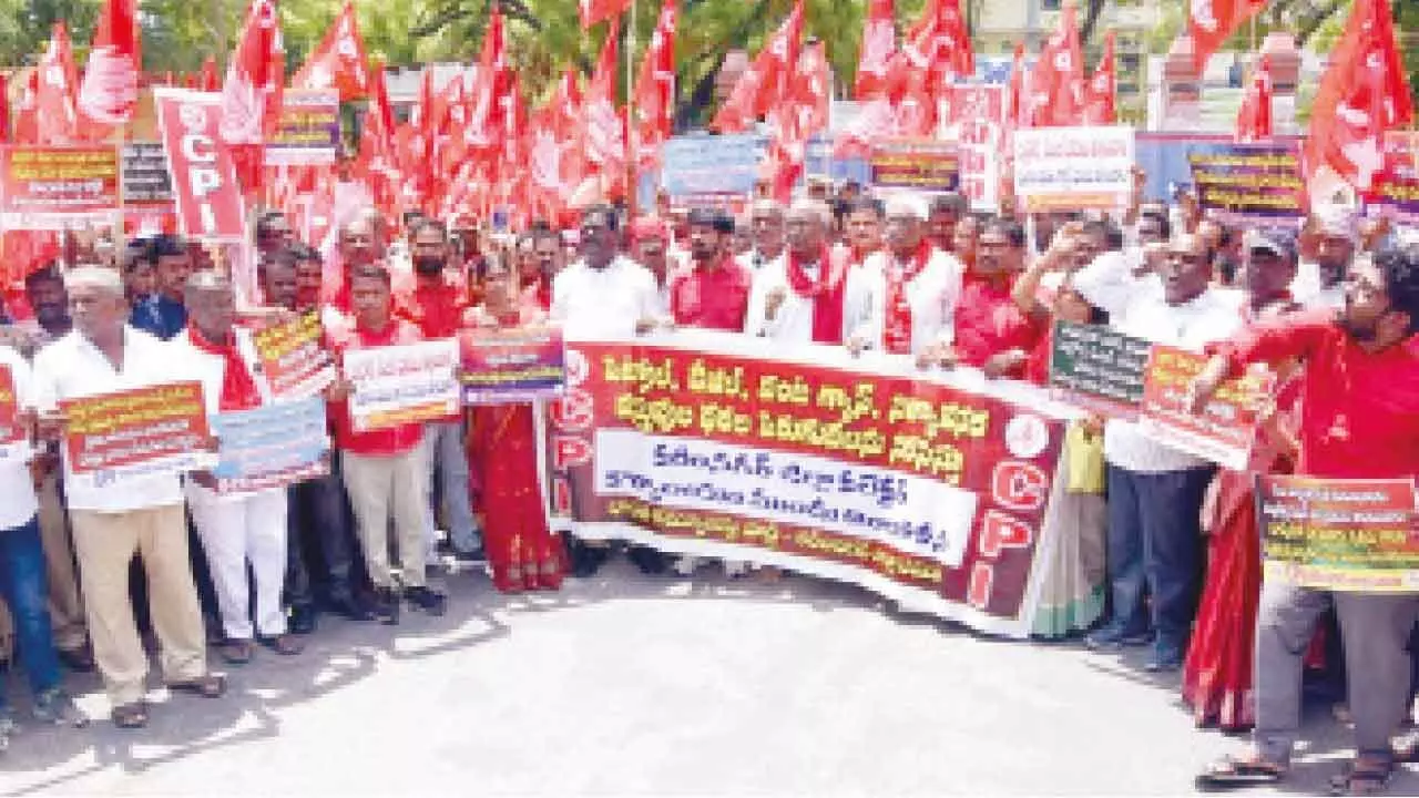 CPI protests against inflation, accuses Centre of squeezing common people CPI protests against inflation, accuses Centre of squeezing common people