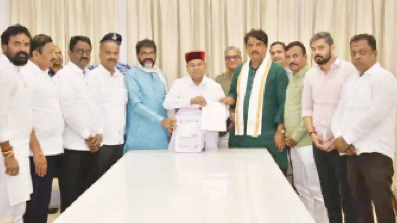 Alleged irregularities in garbage tender: BJP delegation submits complaint to Governor Alleged irregularities in garbage tender: BJP delegation submits complaint to Governor