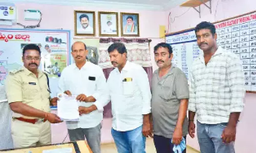 CITU demands fitness checks of school buses