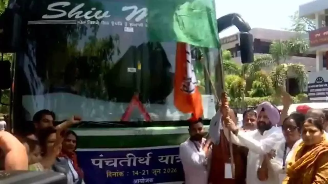 BJP And AAP Use Pilgrimage Schemes To Outreach Voters Ahead Of 2027 Punjab Assembly Elections BJP And AAP Use Pilgrimage Schemes To Outreach Voters Ahead Of 2027 Punjab Assembly Elections