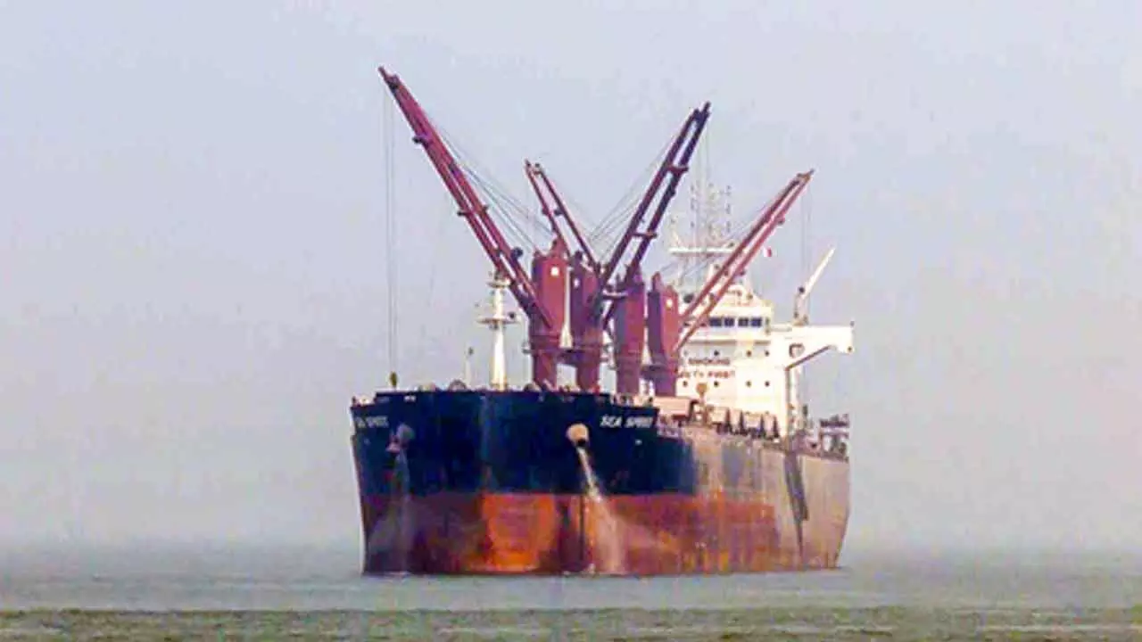India-bound LNG carrier sails safely out of Hormuz India-bound LNG carrier sails safely out of Hormuz
