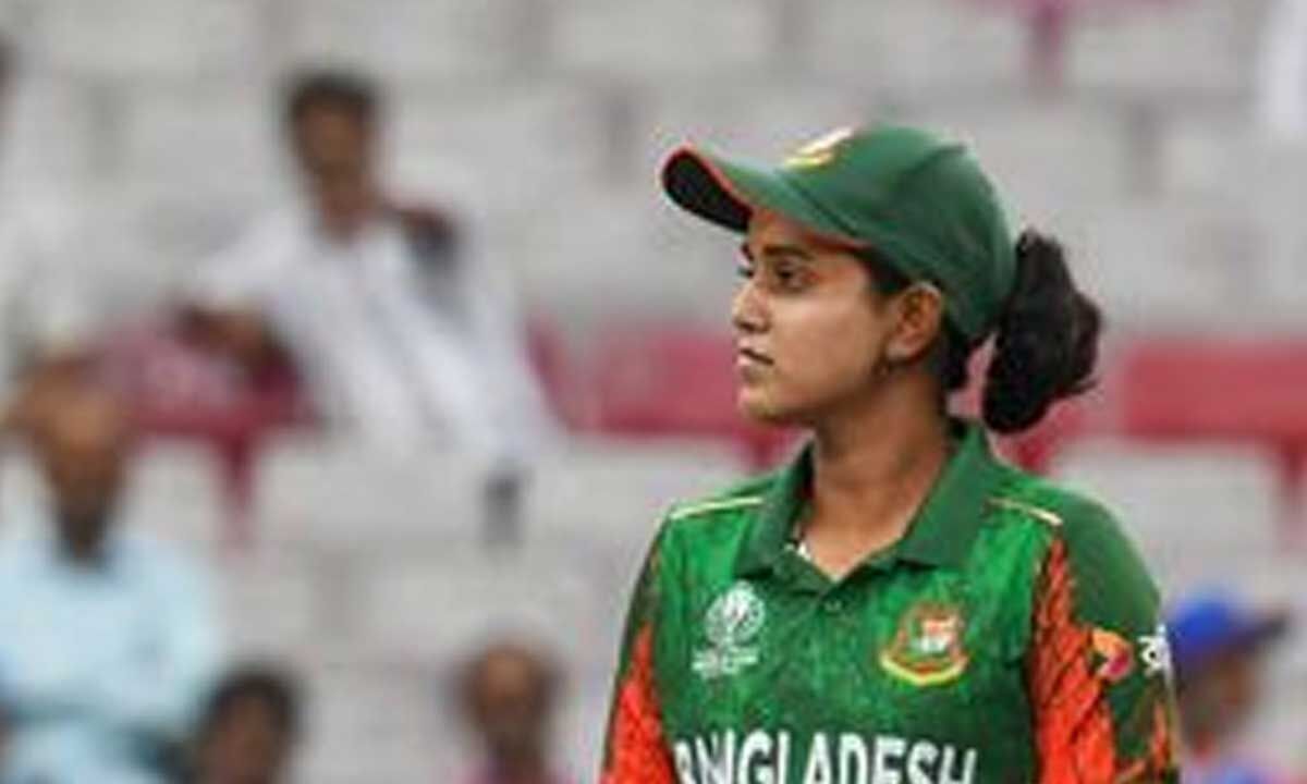 Women's T20 WC: Bangladesh elect to bat against Pakistan in must-win clash