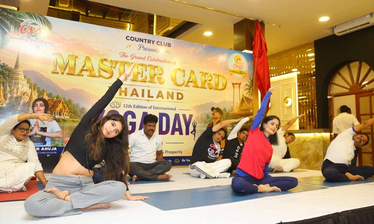 Country Club Celebrates 12th International Day of Yoga