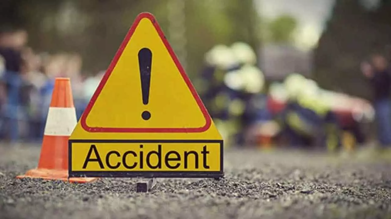 Three killed after car rams into a tree in Bhadradri Kothagudem district