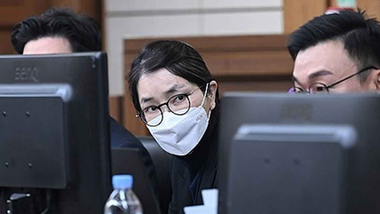 South Korea: Court to deliver ruling on ex-first lady on jobs-for-gifts bribery charges