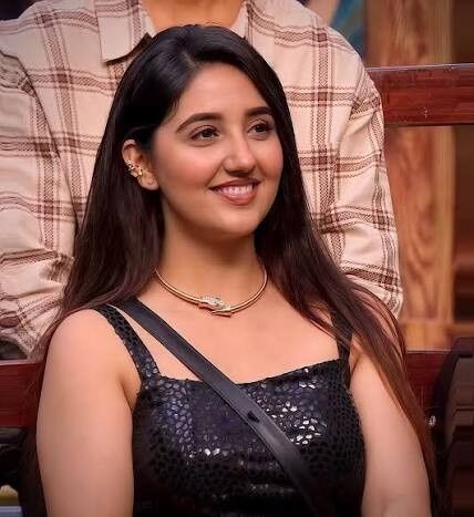Ashnoor Kaur clarifies Mumbai home flooding was due to pipe burst, not rainwater