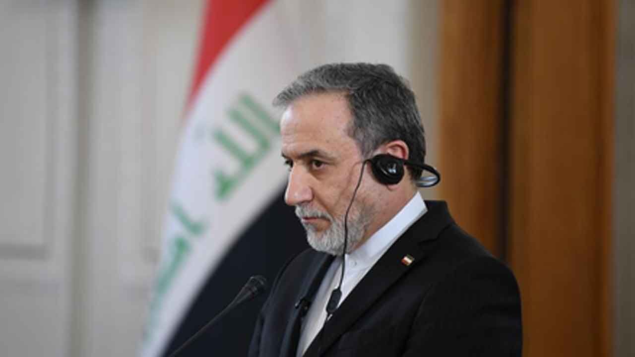 Iranian FM discusses regional developments with foreign officials over phone amid renewed US strikes