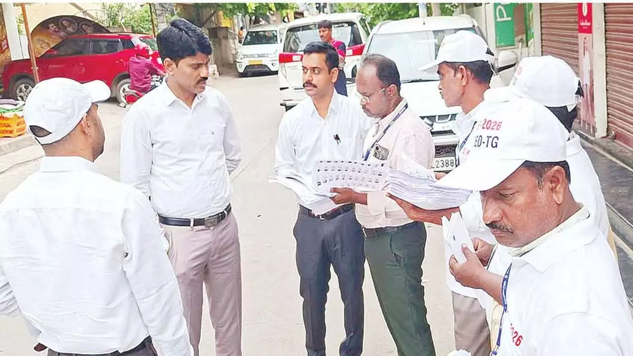 RR dwellers find SIR a tough nut to crack