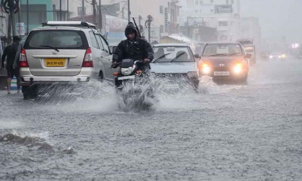 Heavy Rainfall predicted in Andhra Pradesh due to Cyclonic Circulation
