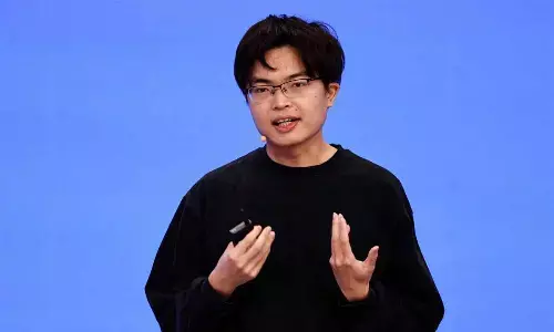 Chinese startup launches Kimi K3, the worlds largest open-weights AI model, approaching the performance of Fable and GPT-5.6