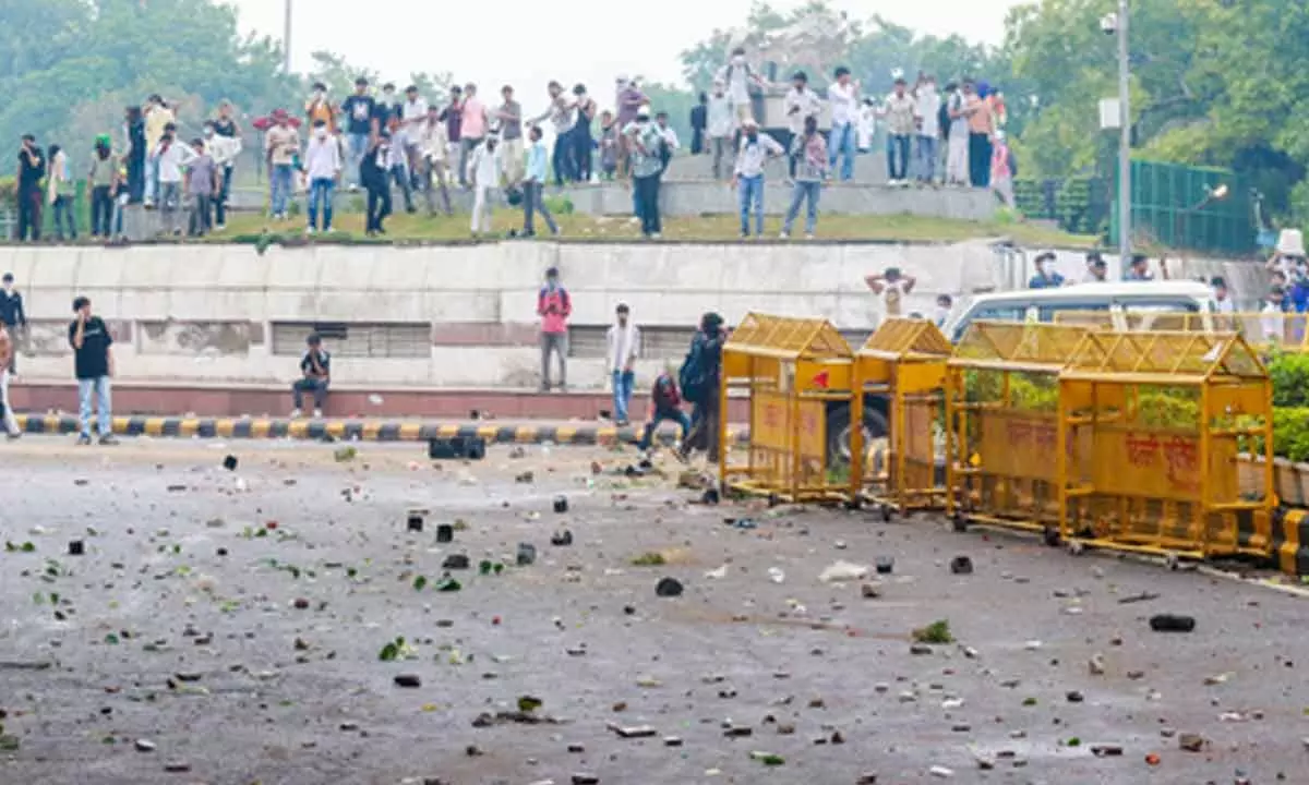 Fact Check debunks claims of Army deployment against protestors in Delhi Fact Check debunks claims of Army deployment against protestors in Delhi
