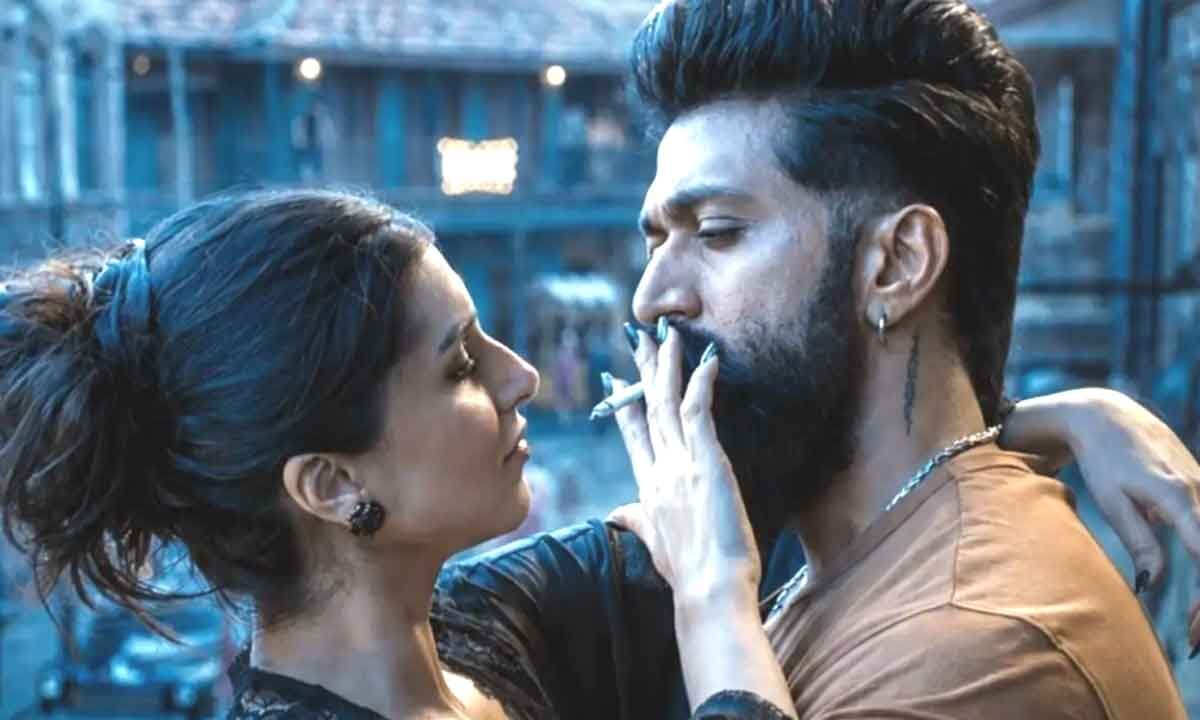‘Manasaagadhe’ from ‘Toxic’ spots Yash and Tara Sutaria’s romance