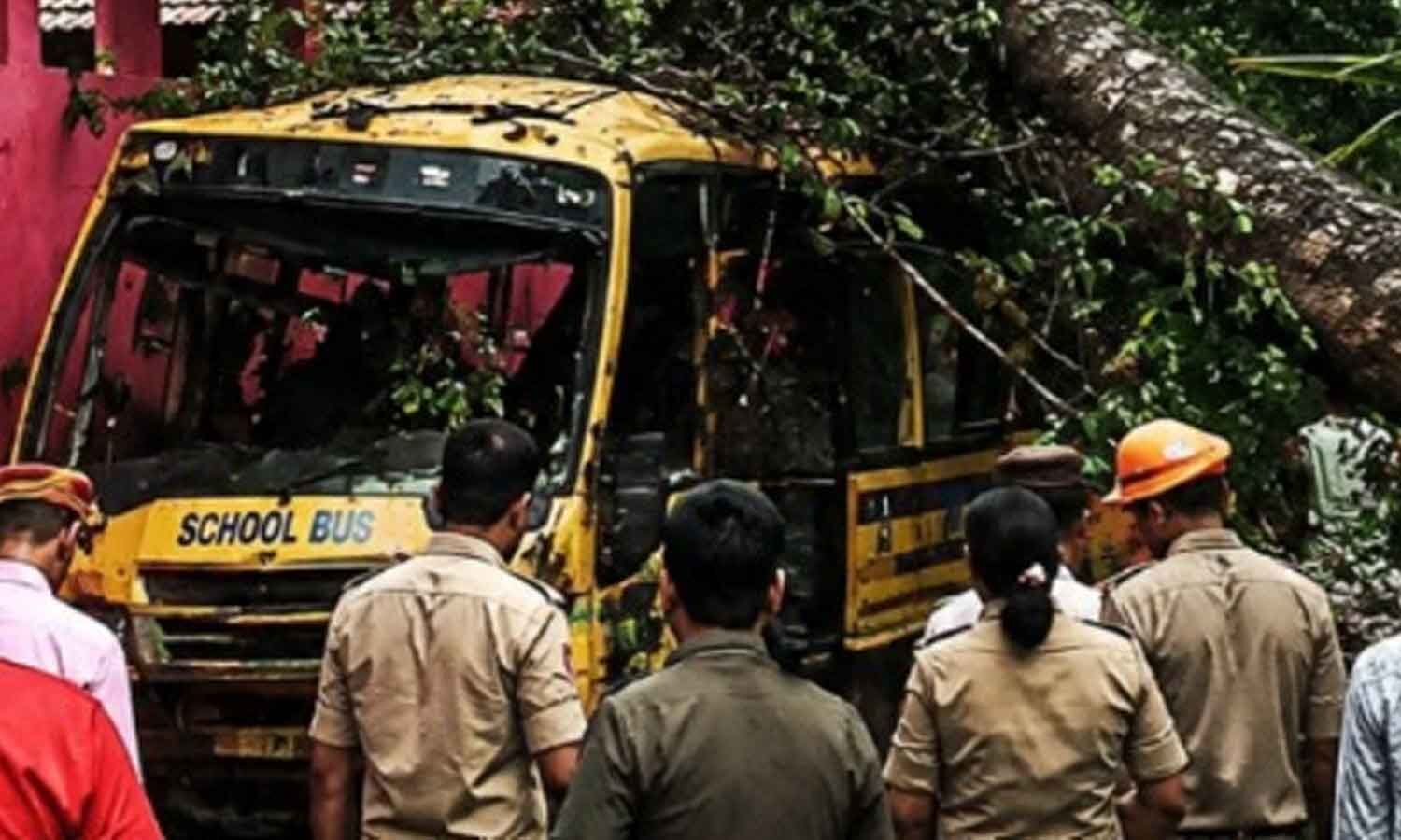 Tree falls on school bus in coastal Karnataka; six-year-old killed, four injured