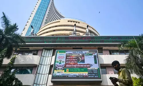 Crude slump sparks market rally; Sensex climbs 776 points