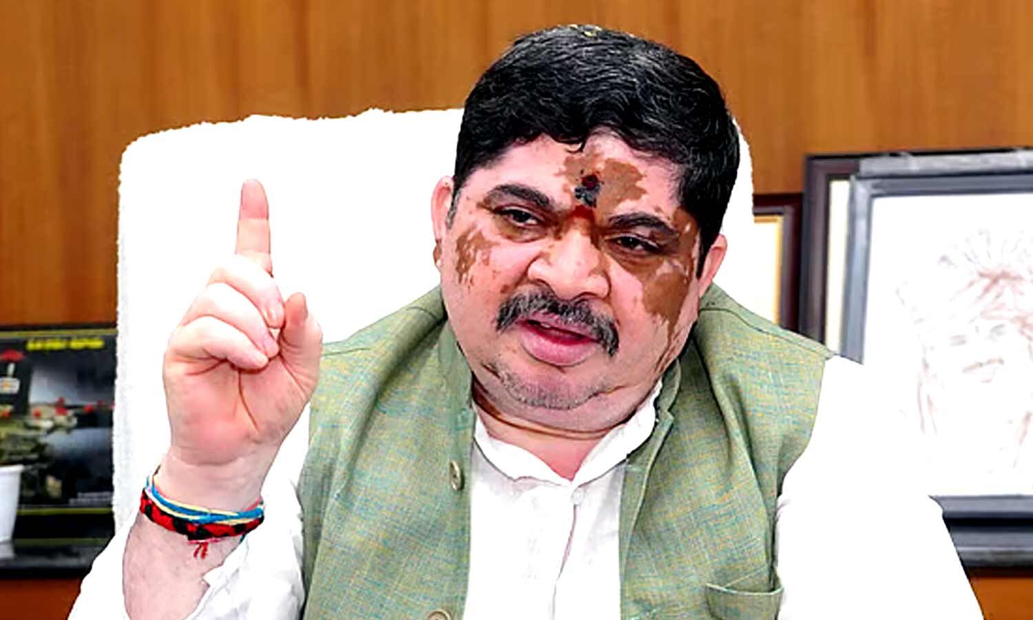 Telangana: Minister Ponnam Prabhakar reviews on El Nino, emphasises on measures