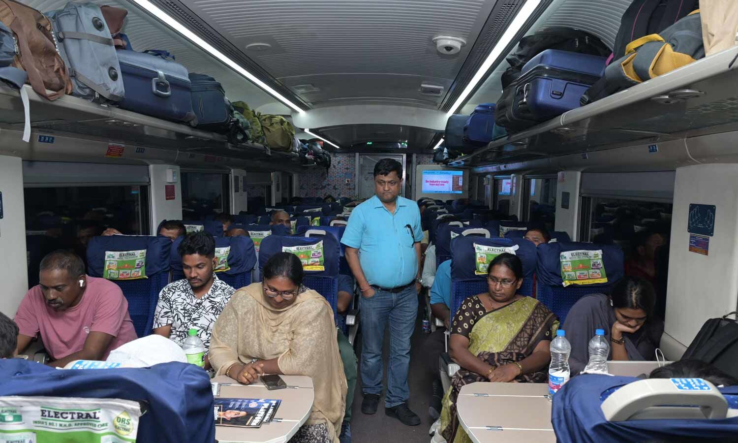 DRM Inspects Vande Bharat Express for Amenities Review